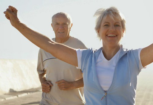 be4e6-seniors-exercising